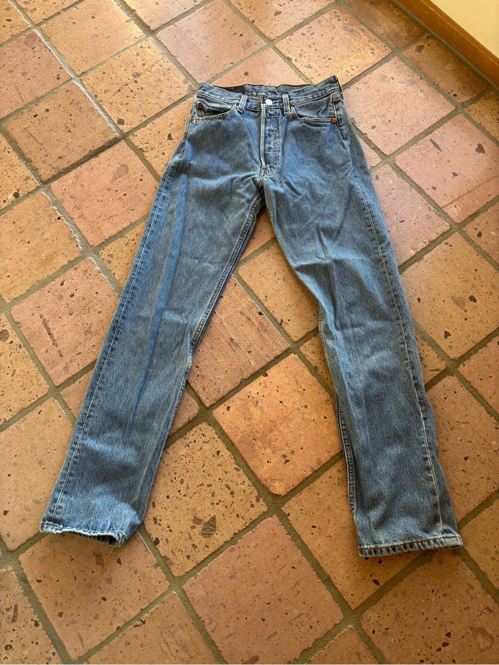 Vintage Levi’s 501 Button Fly Jeans size 28 x 32